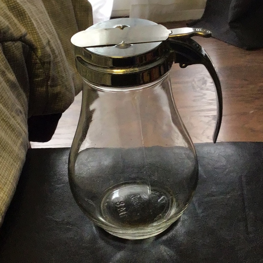 Elegant Gray and Silver Coffee Carafe for Kitchen